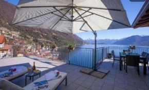 Attico Con Grande Terrazza vista Lago Argegno